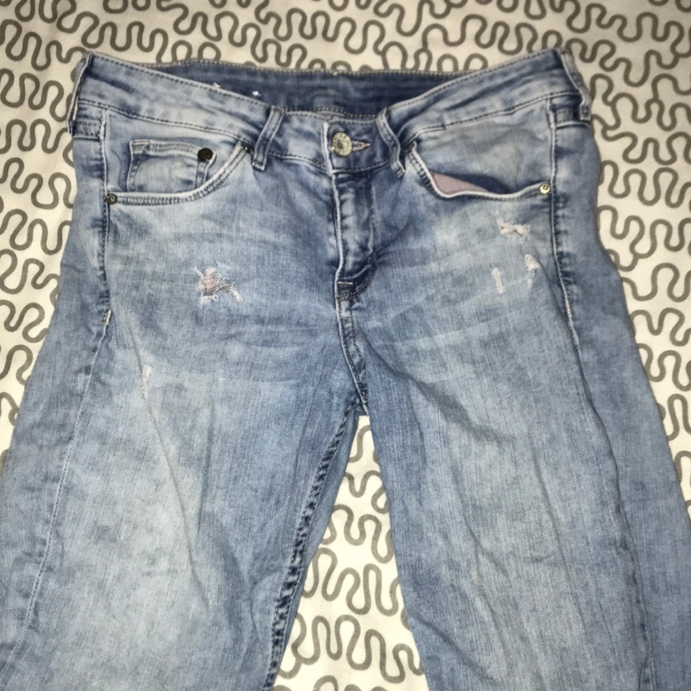 Light wash jeans